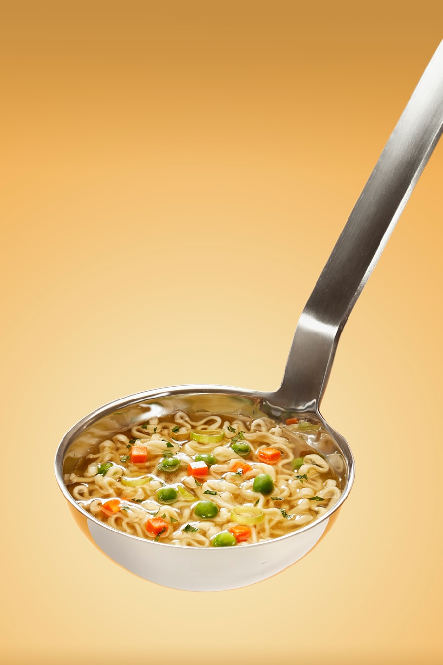 Easy Slow Cooker Chicken Noodle Soup Recipe