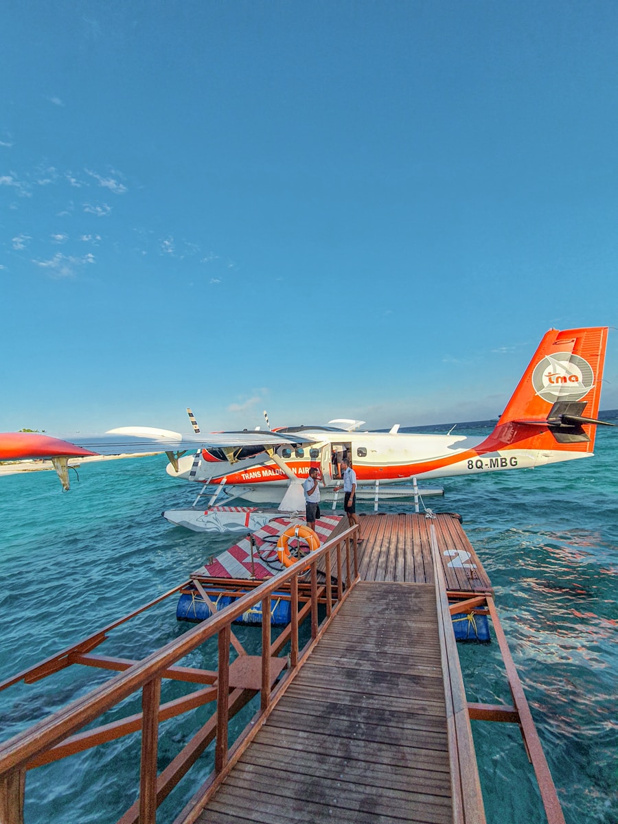 Photo "kayak airline tickets"